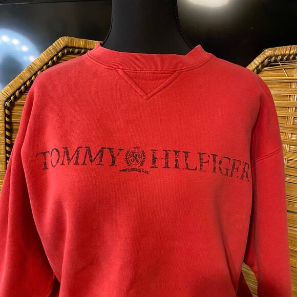 Vintage Tommy Hilfiger Red Crest Logo Sweatshirt Women’s Large 90s Y2K preppy - Picture 2 of 7